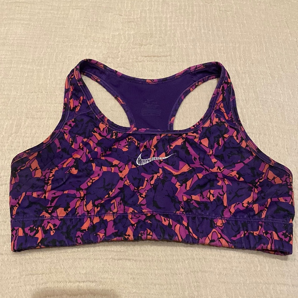 Nike sports bra, medium